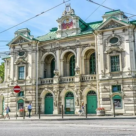Apartment Budget Apartment In Old City